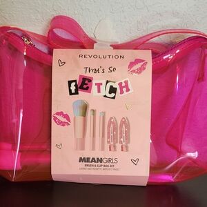 Makeup Revolution x Mean Girls Brush & Clip Bag Set